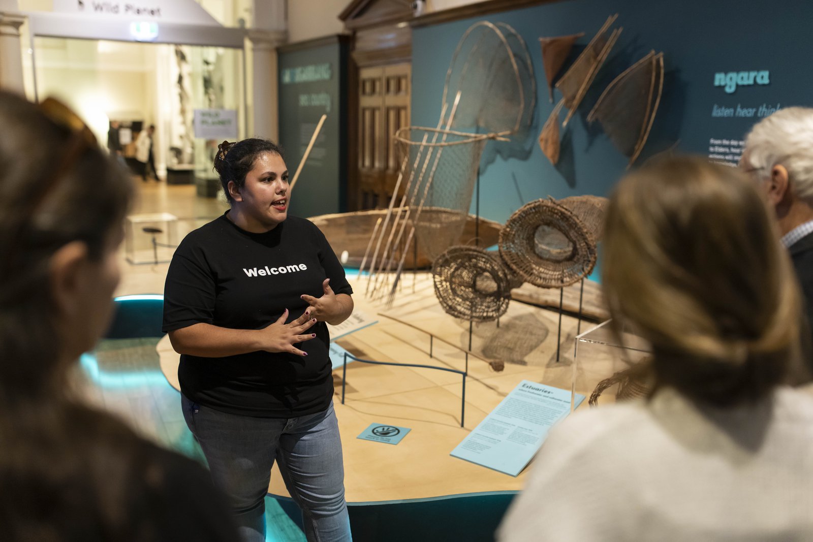 Waranara tour guide in the Garrigarrang Gallery