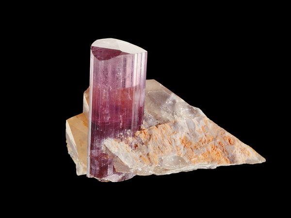 Elbaite tourmaline (rubellite), quartz D.50250