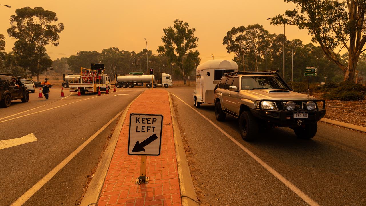 A bushfire scene in the Perth Hills (file)