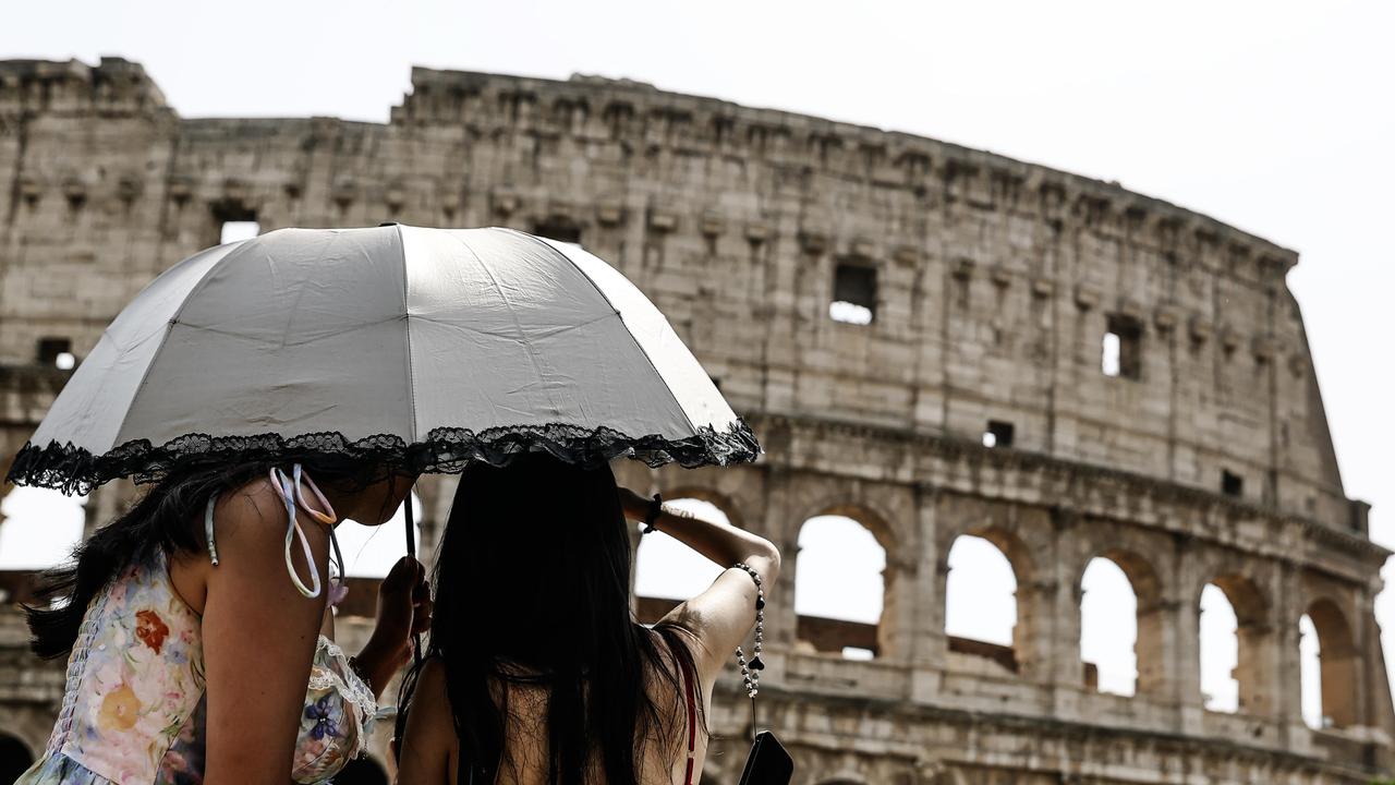 Italian authorities issue weather alerts