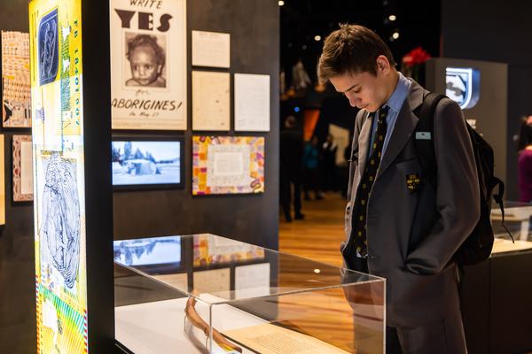 Unsettled education tour