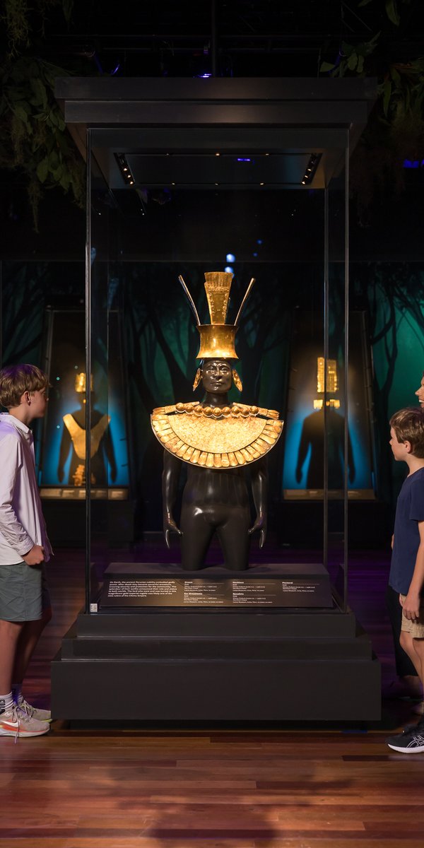 Chimu imperial burial regalia in the Machu Picchu and the Golden Empires of Peru exhibition.