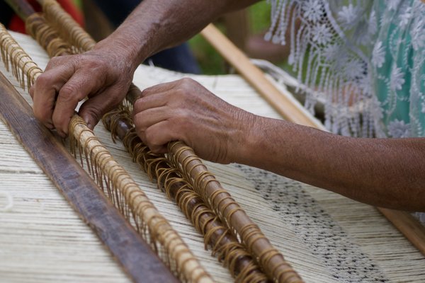 Weaving Memory: The hands that rock the loom Tlaquilpa, Veracruz, 2020.