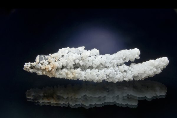 George Smith Collection - Smithsonite stalactite D.27965