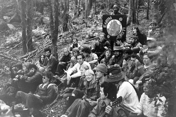 Bob Brown leading The Wilderness Society Franklin Blockade