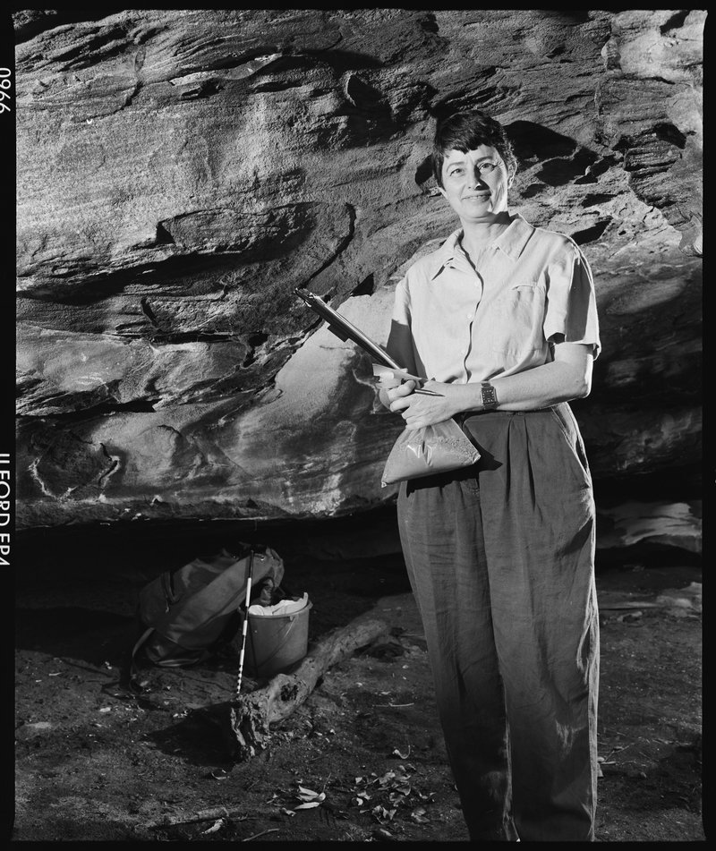 AMS391/M08270 Val Attenbrow, Anthropology department, Australian Museum