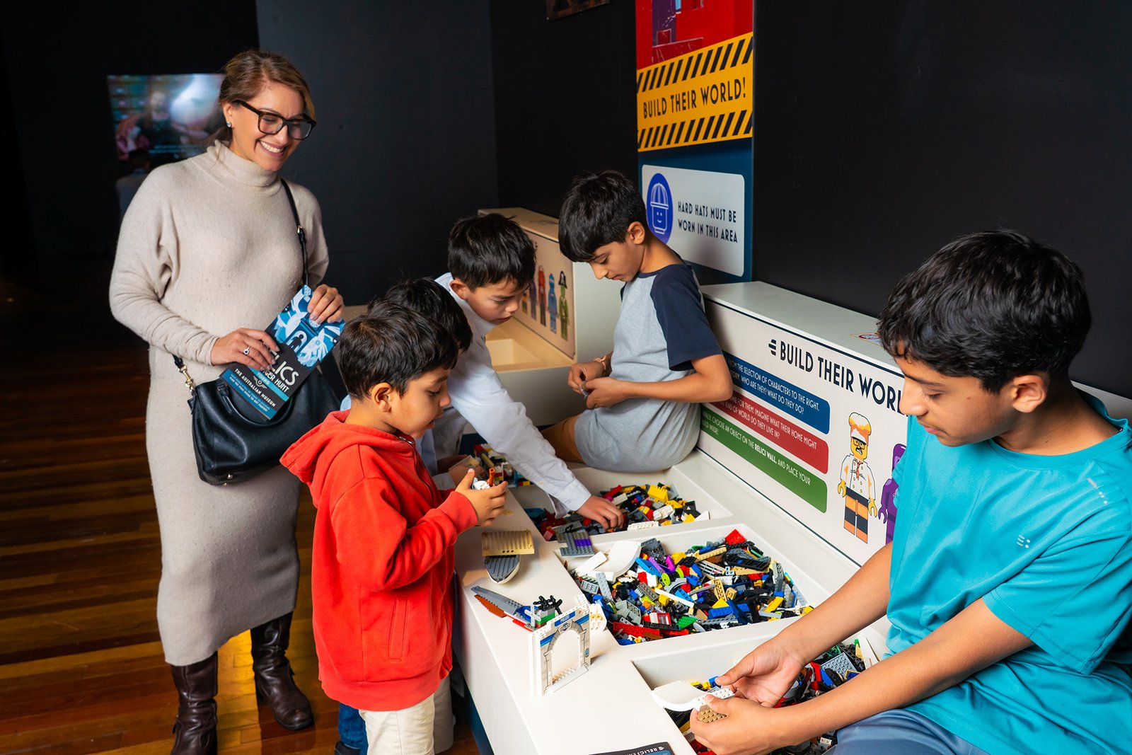 RELICS A New World Rises exhibition featuring the interactive build area. Discover LEGO® worlds thriving within treasured objects from the past.