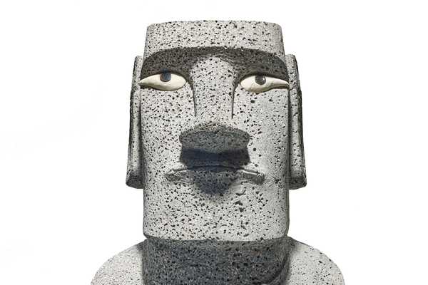 Replica of Moai Hoa Haka Nana'ia, created by artists Pau Hereveri and Victor Pakomio. Made from basalt, coral, obsidian and pigment, this work originates from the ceremonial village of Orongo, Rapa Nui (Easter Island), Pacific. CEP_E108138_001_m