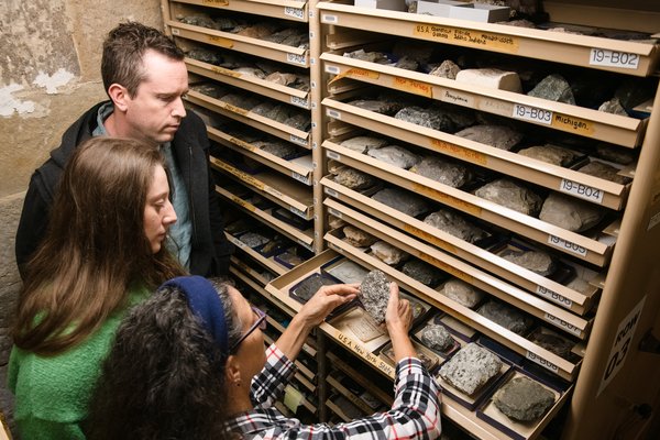 Collections Enhancement Project (CEP) - Mineralogy and Petrology