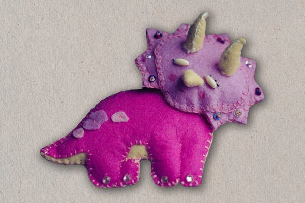 School Holidays: DIYnosaur Bag Charm Workshop