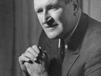 Sir Frank Packer, portrait