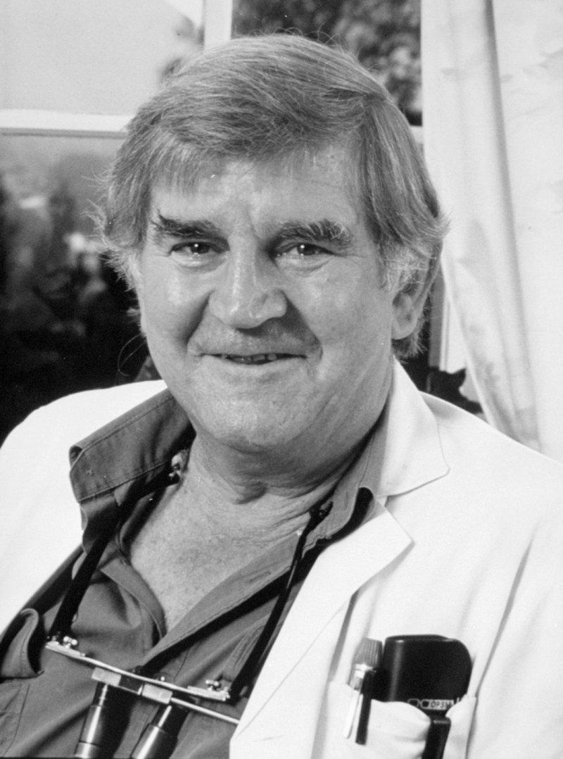 Fred Hollows, 1990