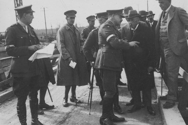 Major General Monash and Prime Minister Billy Hughes