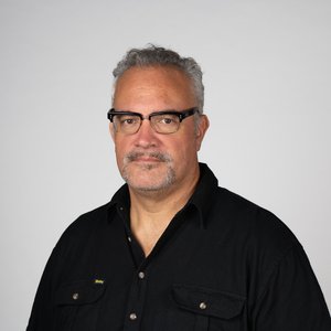 Logan Haronga-Metcalfe,Collection Officer Pasifika, Pasifika Collections & Engagement. Headshot captured in April 2025.