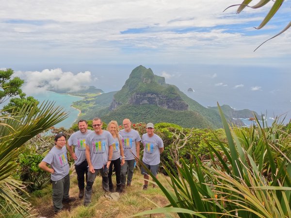 Team Snail on the Mt Gower summit. Left to right: Junn Foon, Dan Cain, Craig Stehn, Caitlin Woods, Frank Köhler, Justin Gilligan.