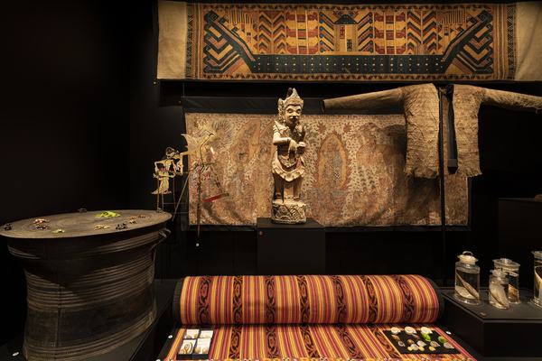 Figure of Arjuna - 200 Treasures