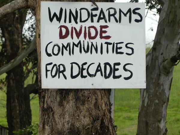 Light shone on 'deceptive' anti-renewables campaigns