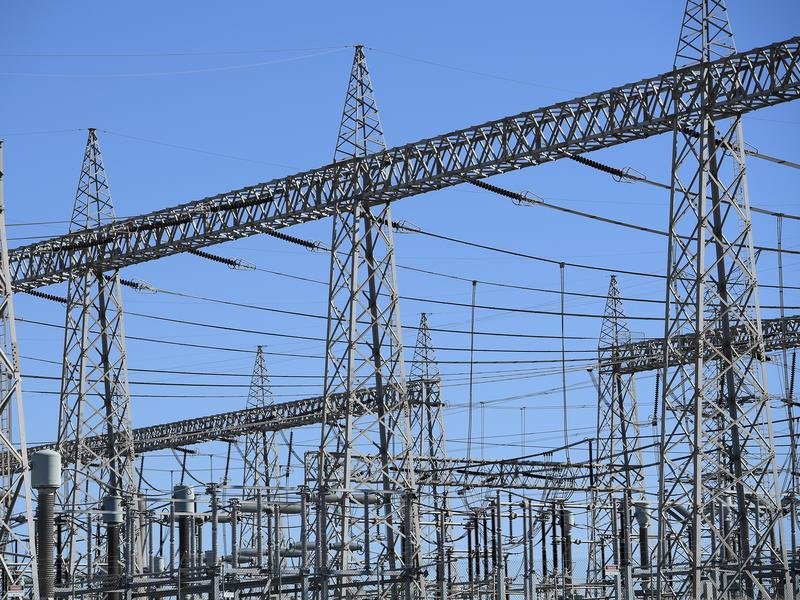 Electricity transmission lines