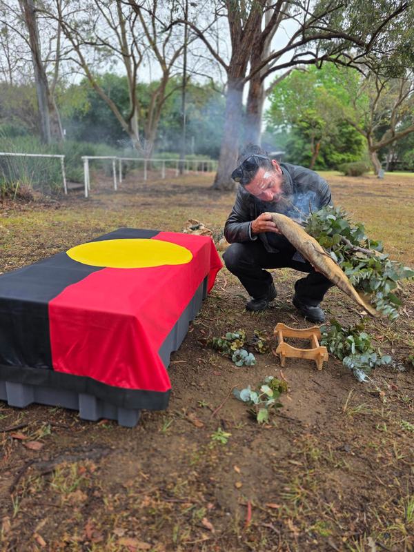 Warlpiri repatriation smoking ceremony
