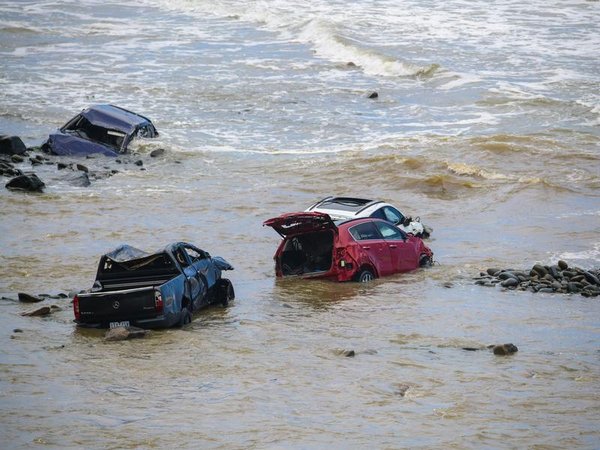 Cars washed out to sea